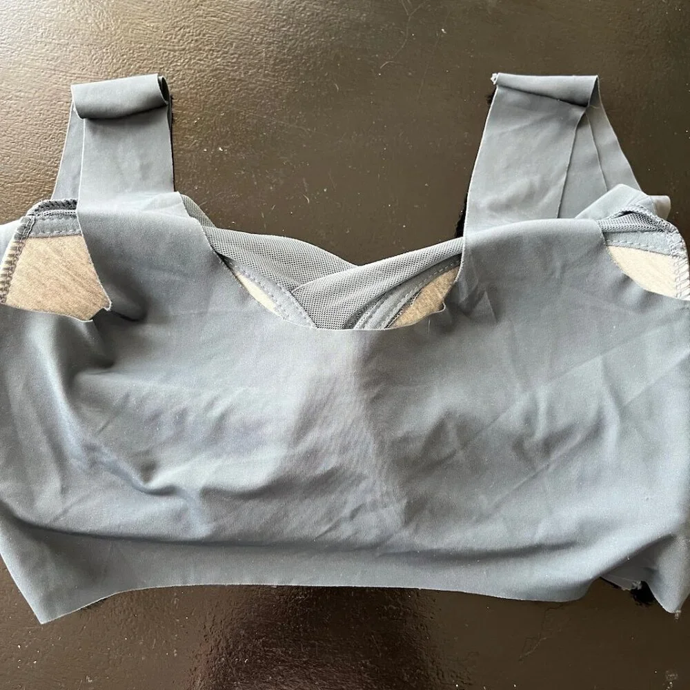 Bra - Picture 3 of 4